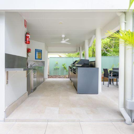 Unit 9 At Marina Terraces Apartman Port Douglas Kültér fotó